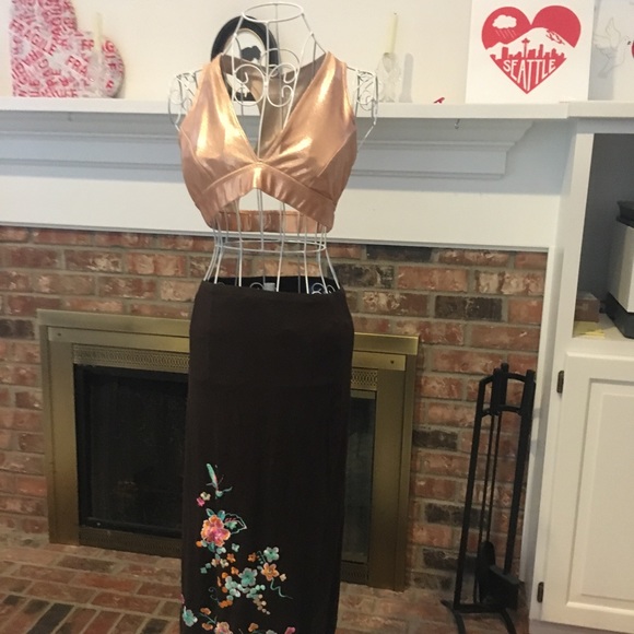 Midi skirt with tassels fringe detail - Picture 7 of 11